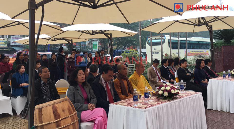 Những lý do bạn nên chọn dù che nắng Phúc Anh