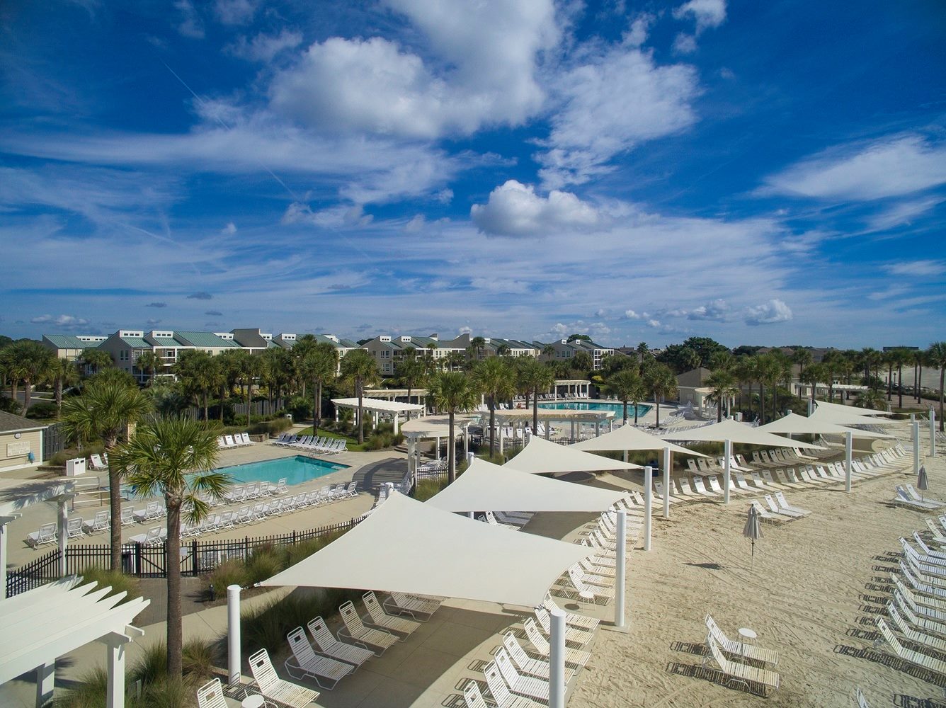 MÁI CHE RESORT – BÃI BIỂN